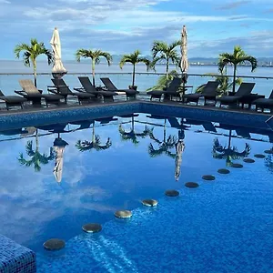https://hotel-grand-paramar.hotelspuertovallarta.org